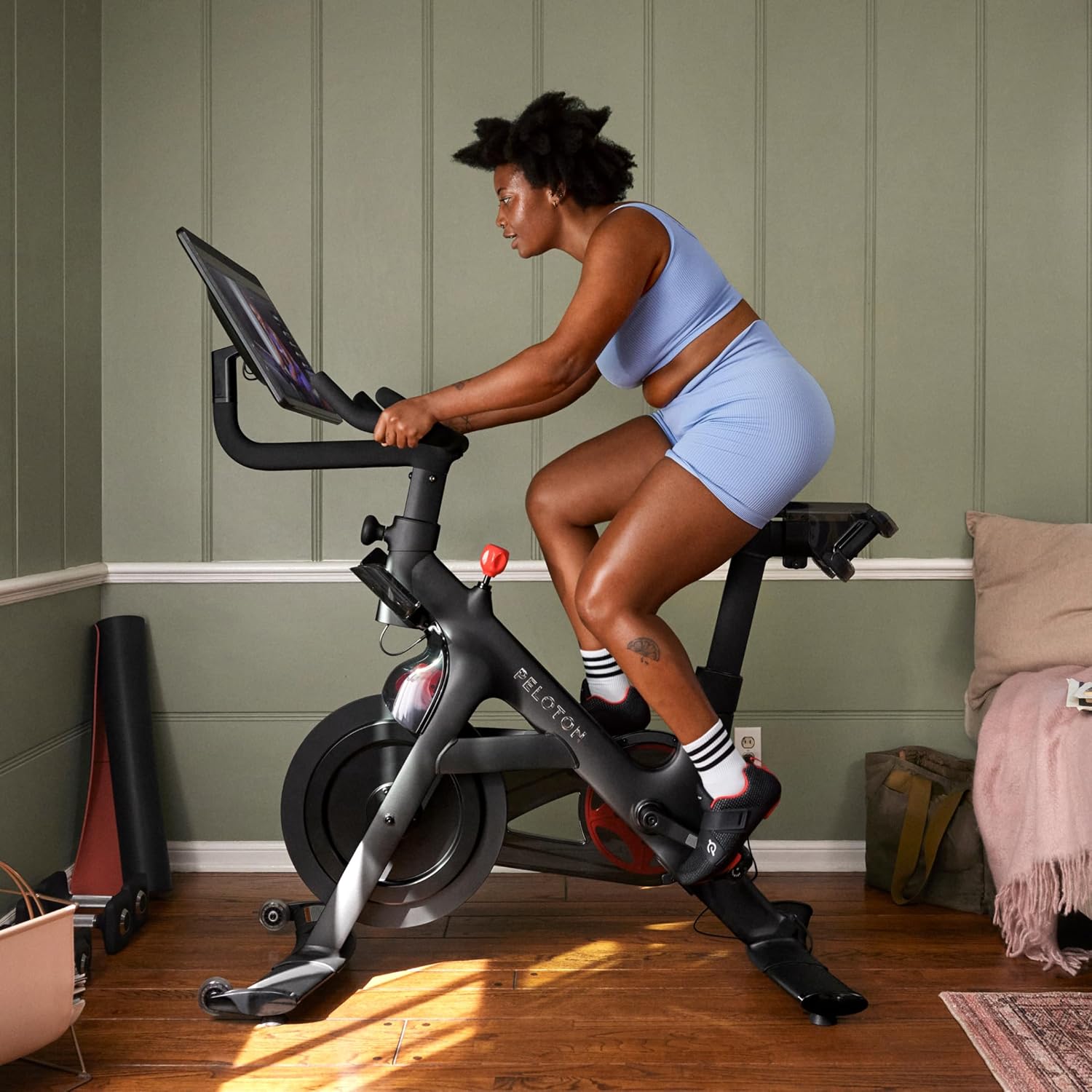 Peloton Heimtrainer: Innovatives Indoor‑Bike fürs Workout
